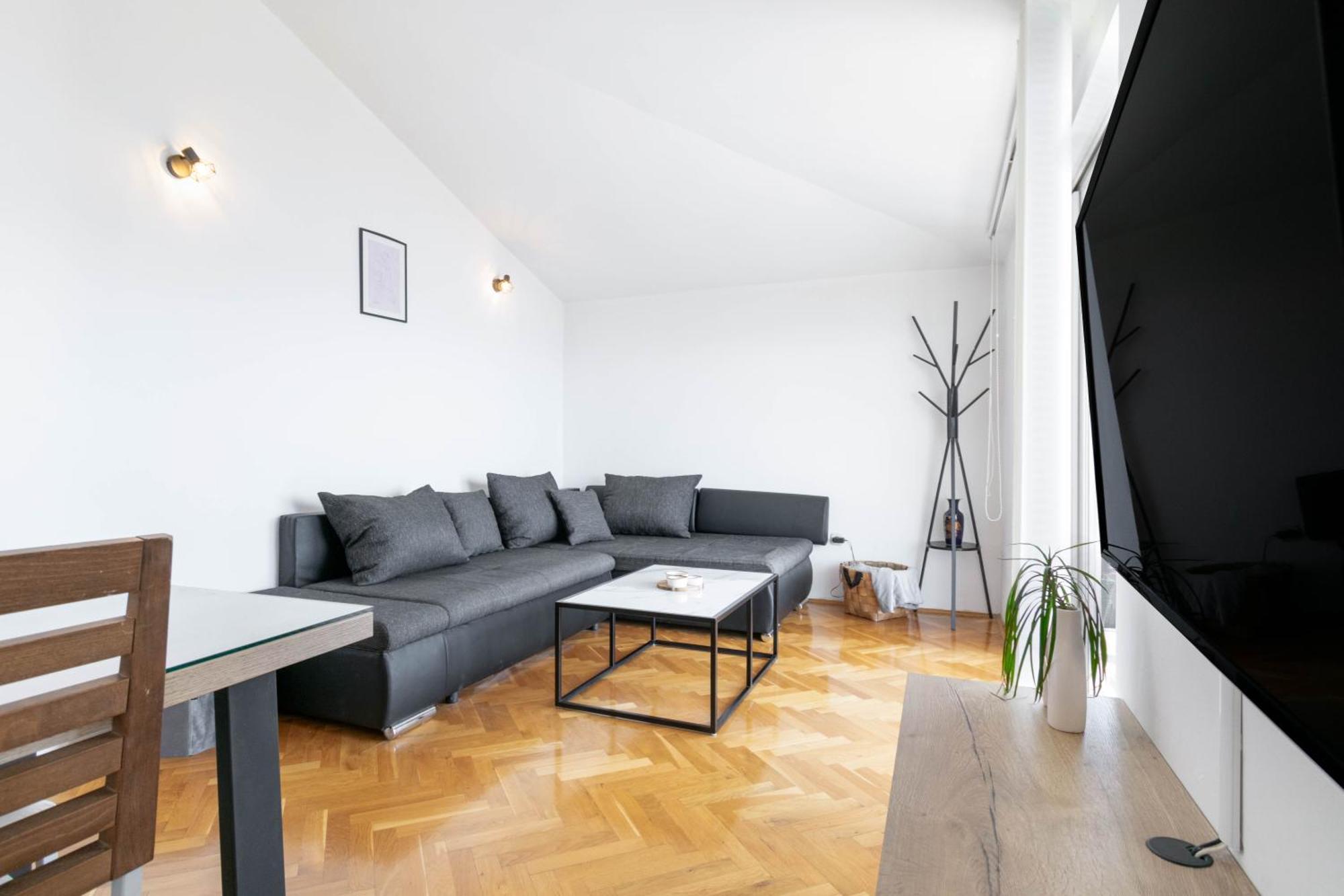 Apartment 30 M From Beach,Makarska,Marija Екстериор снимка