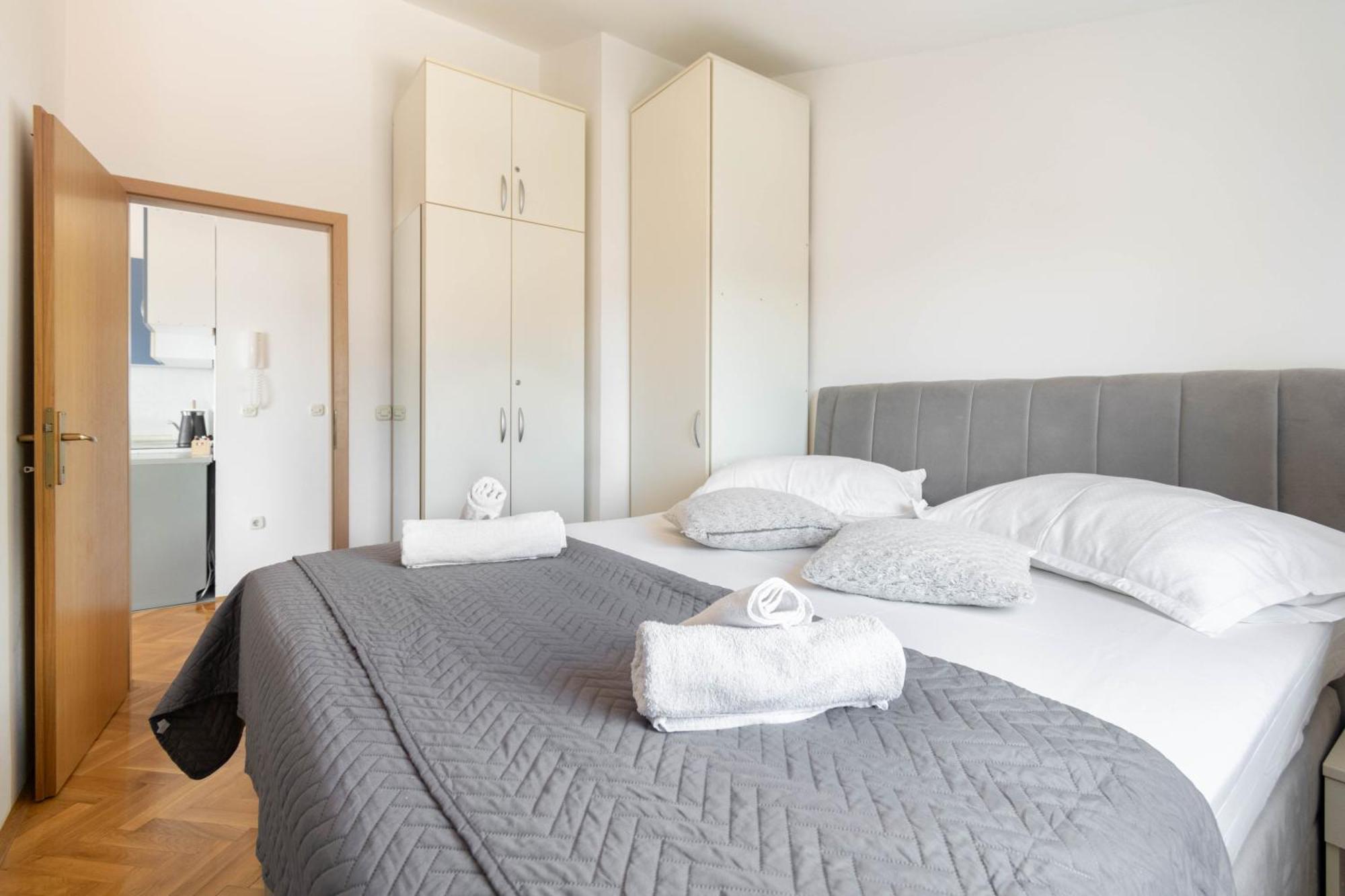 Apartment 30 M From Beach,Makarska,Marija Екстериор снимка